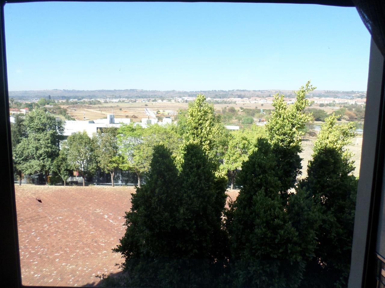 ホテル ザ リンクス ゲスト ハウス Pretoria-Noord エクステリア 写真