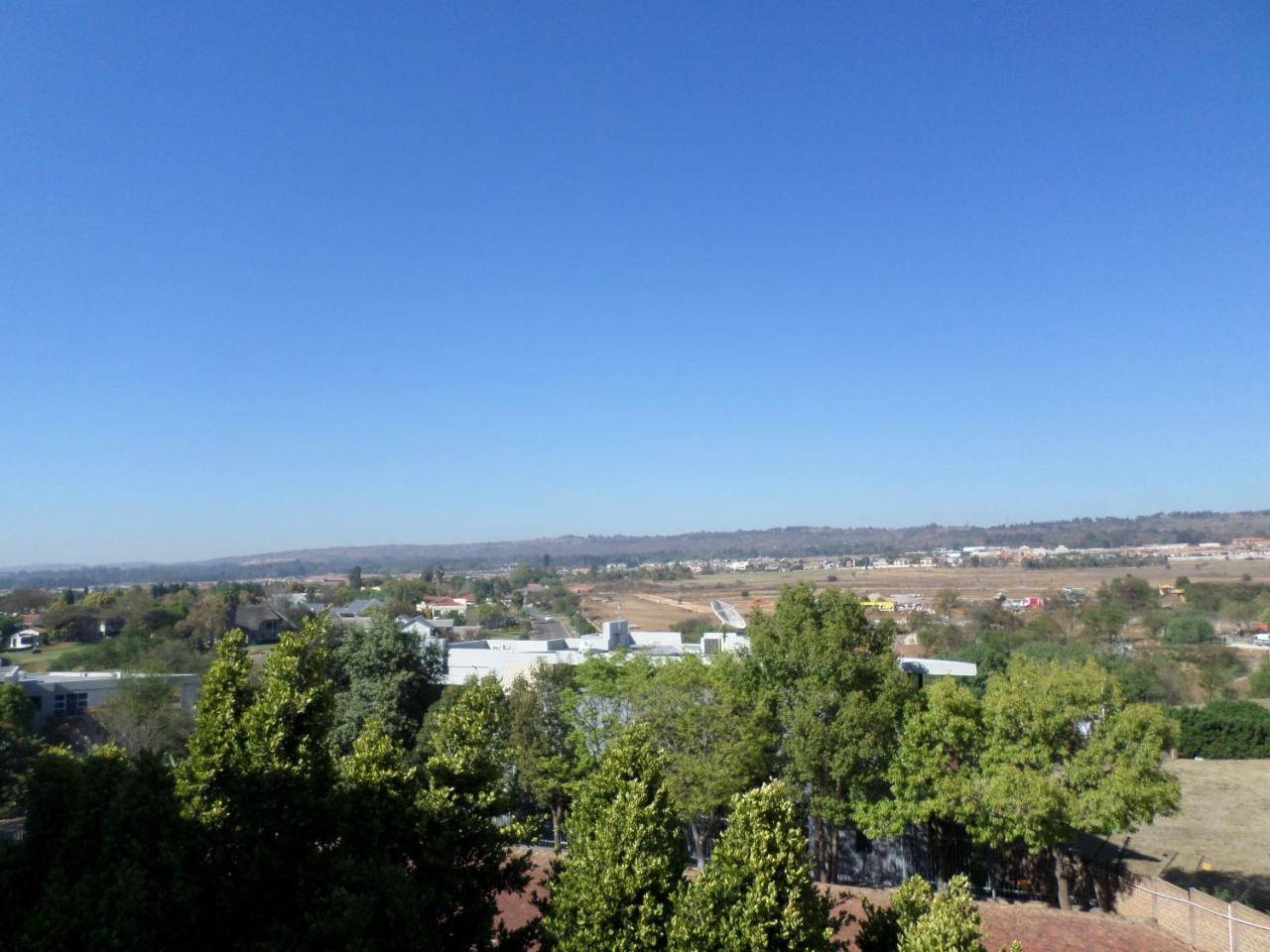 ホテル ザ リンクス ゲスト ハウス Pretoria-Noord エクステリア 写真
